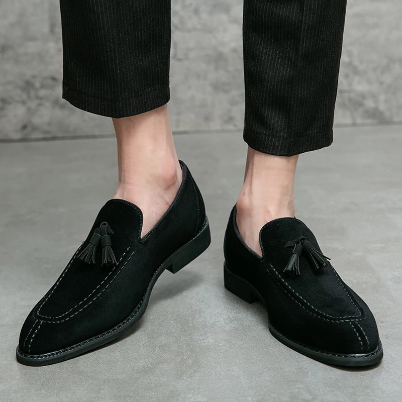 Men'S Loafers Brand Suede Leather Shoes Vintage Slip-On Classic Casual Men Driving Shoes Wedding Male Dress Shoes Tassel Pointed